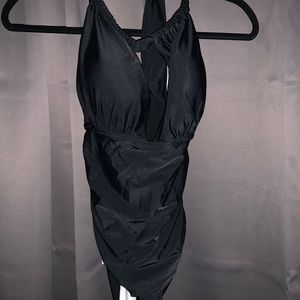 Cupshe halter one piece NWTS size med